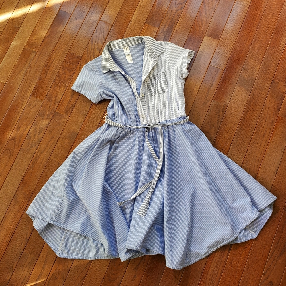 Carter's dress